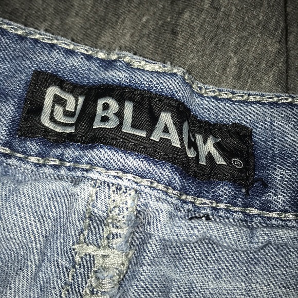 Denim - Picture 4 of 4